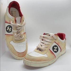 Men’s Gucci Sneakers (Gucci
162679). Sold as is.
